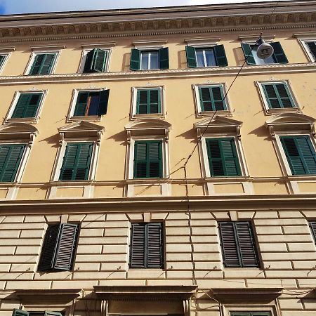 3 Lati Di Pitagora B&B Rome Luaran gambar