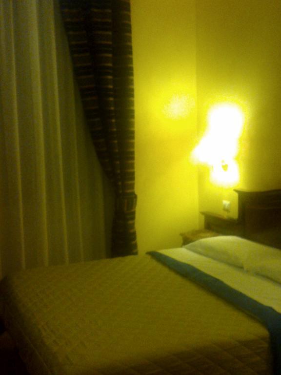 3 Lati Di Pitagora B&B Rome Luaran gambar