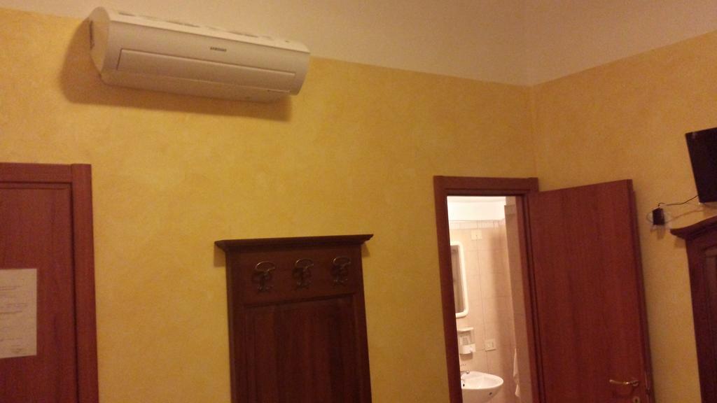 3 Lati Di Pitagora B&B Rome Luaran gambar