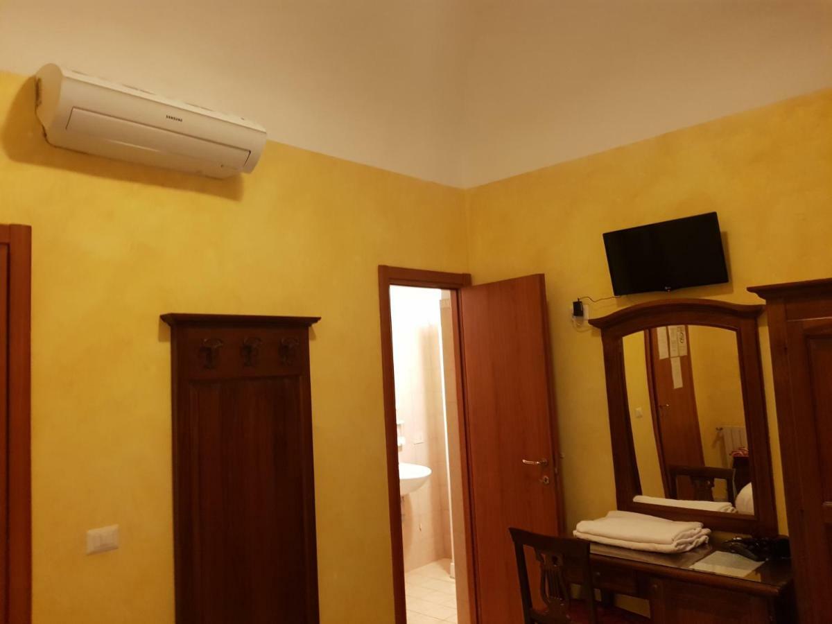 3 Lati Di Pitagora B&B Rome Luaran gambar